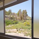 El Piso Espacioso Para Un Grupo De Amigos